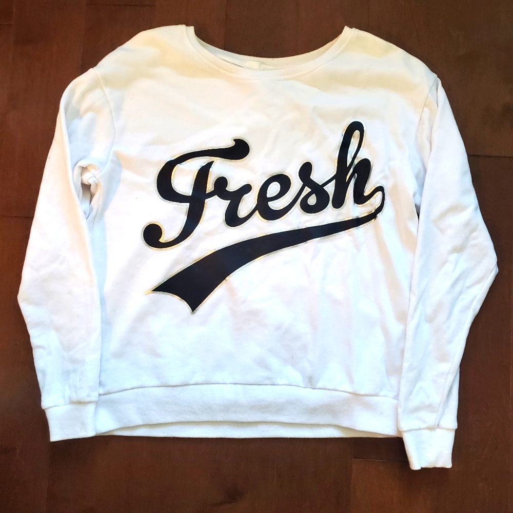 NWOT Garage Print White, Black, and Silver Crewneck Sweater